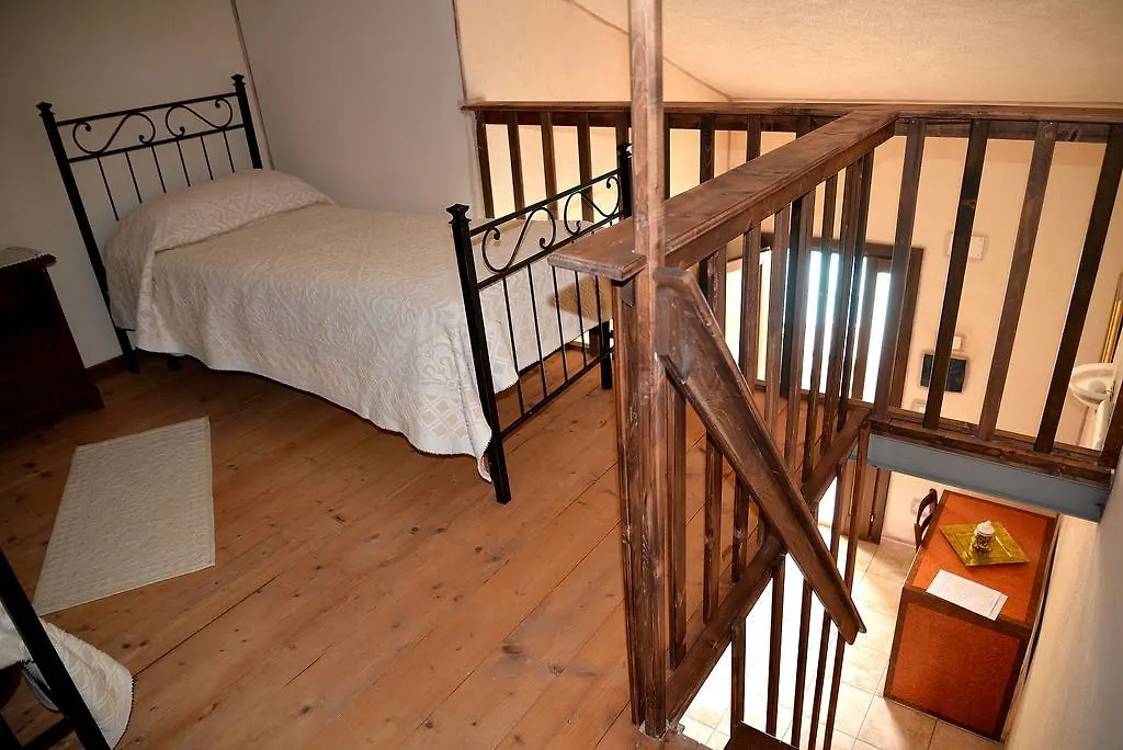 Hotel Valle Del Cedrino Galtellì 2*,  意大利
